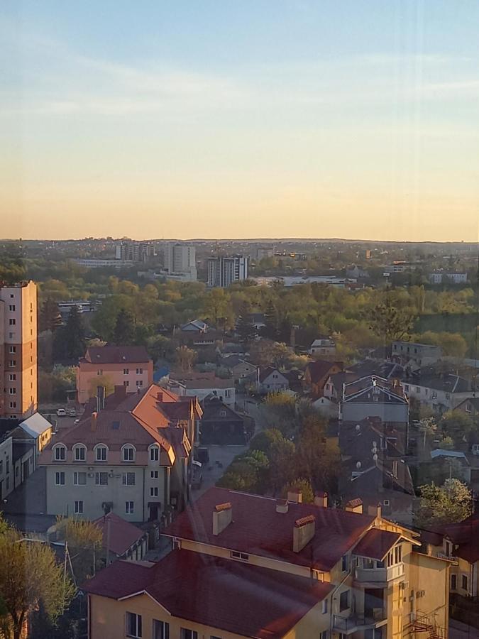 Апартаменти Класу Люкс В Жк Яровиця,1 Спальня Lutsʼk Exterior foto